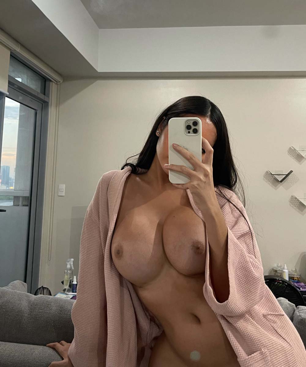 Angela Castellanos naked in Anda