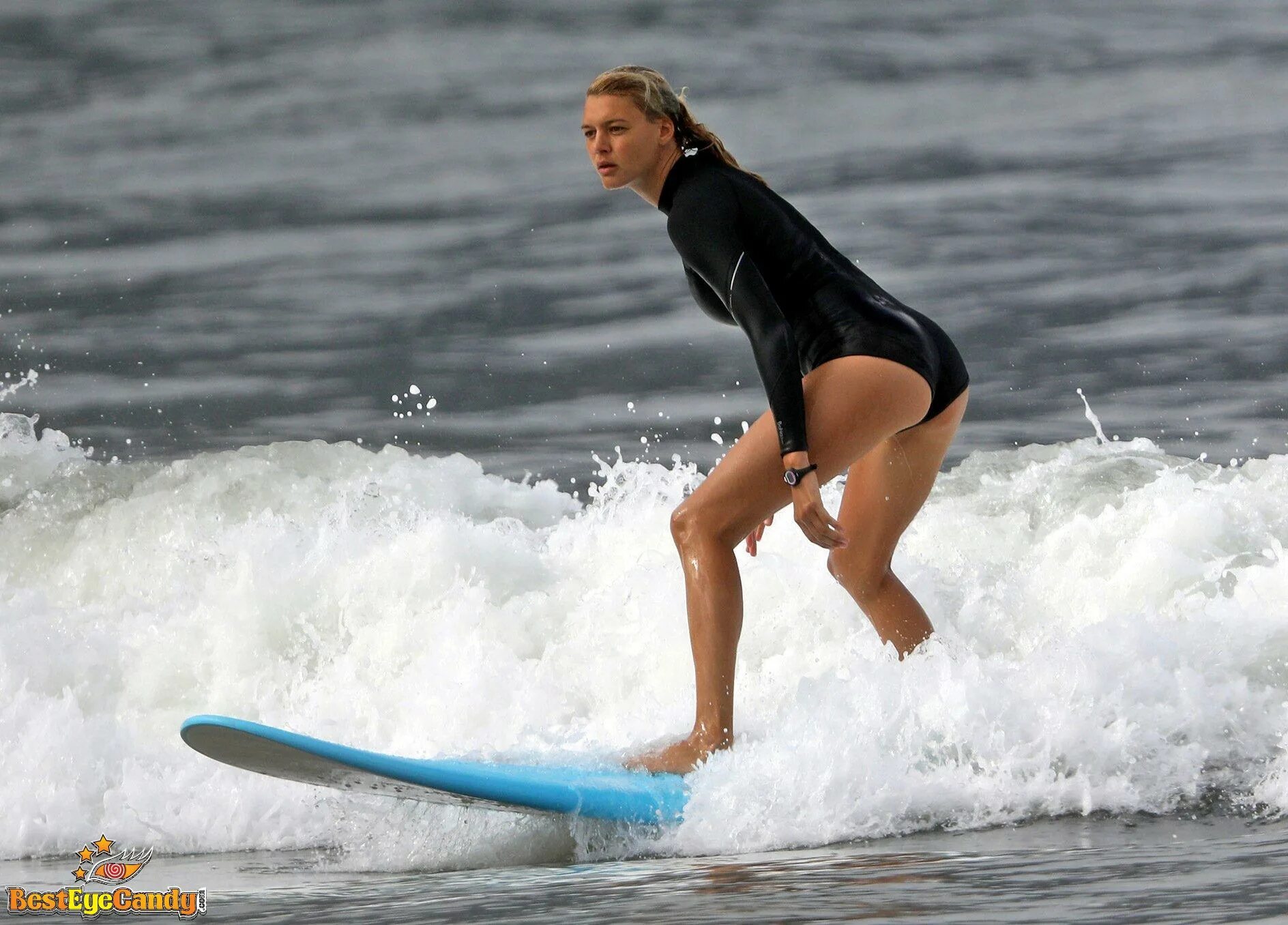 Kelly Rohrbach underwear in Anda