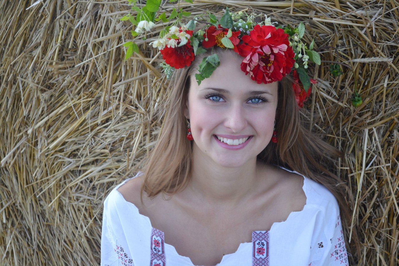 Slavic women in Anda