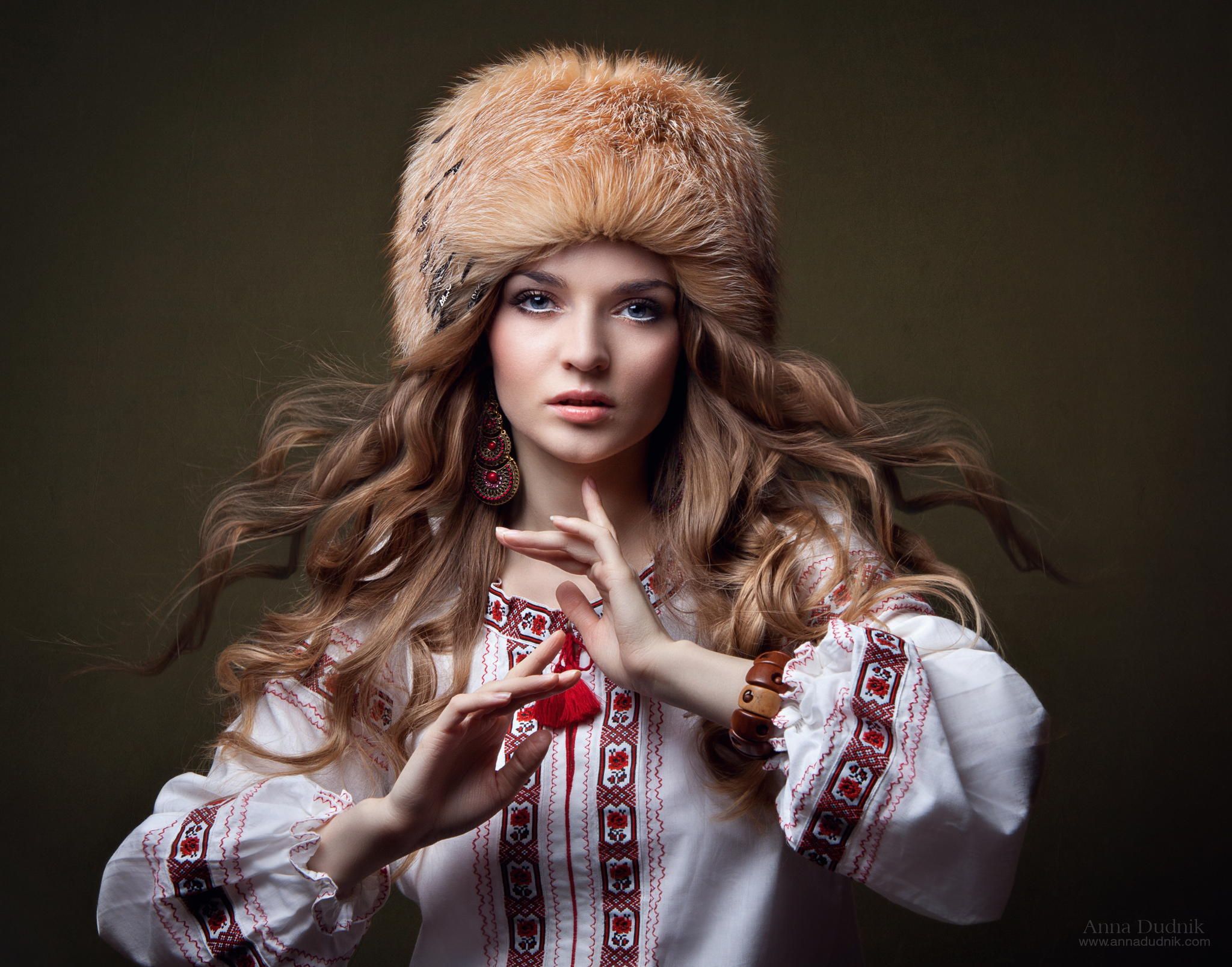 Photo Slavic women in Anda