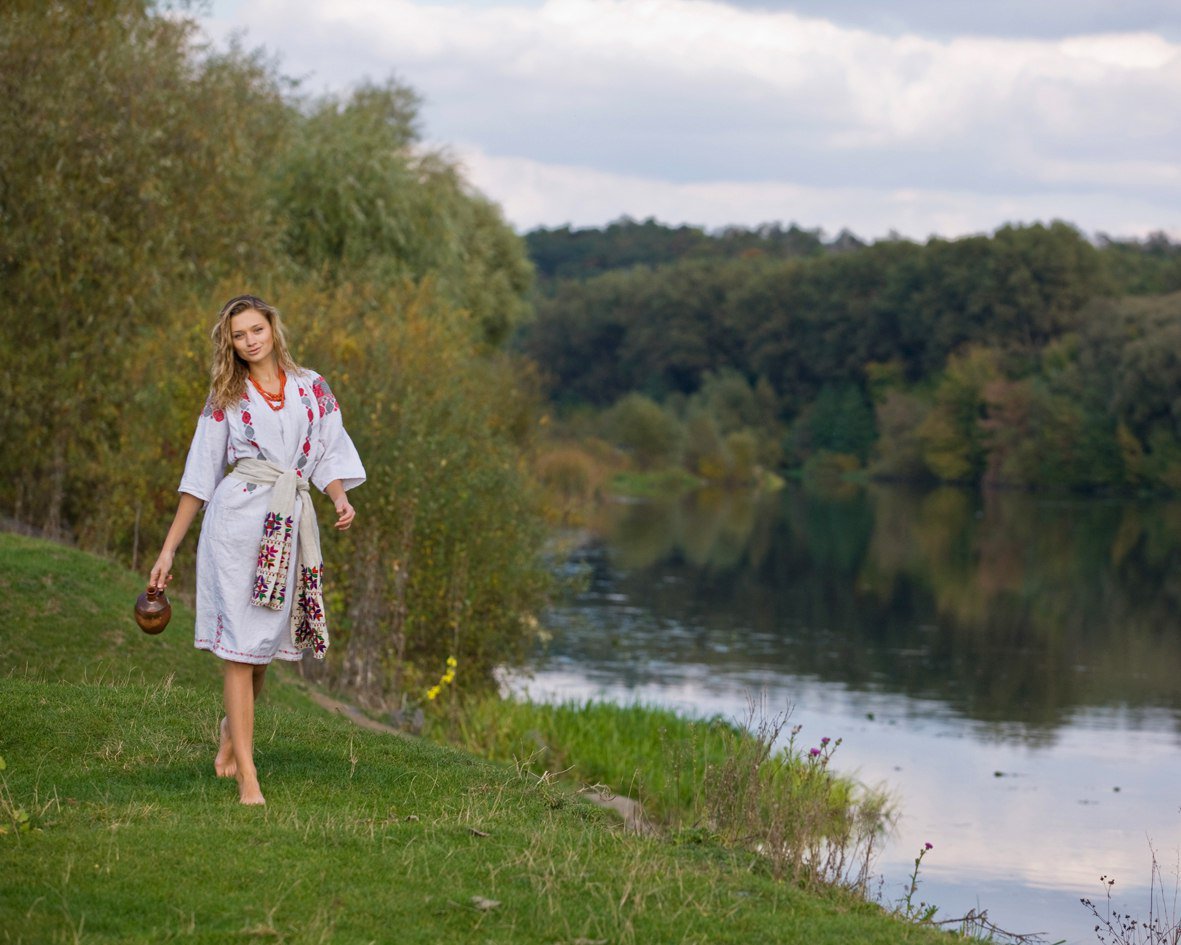 Nude girl Slavic women in Anda