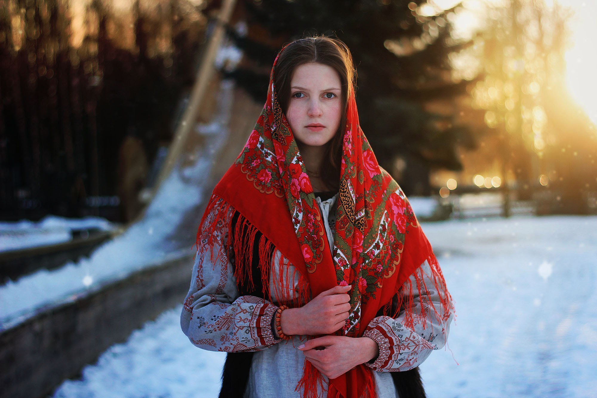 Girls in Slavic costumes in Anda