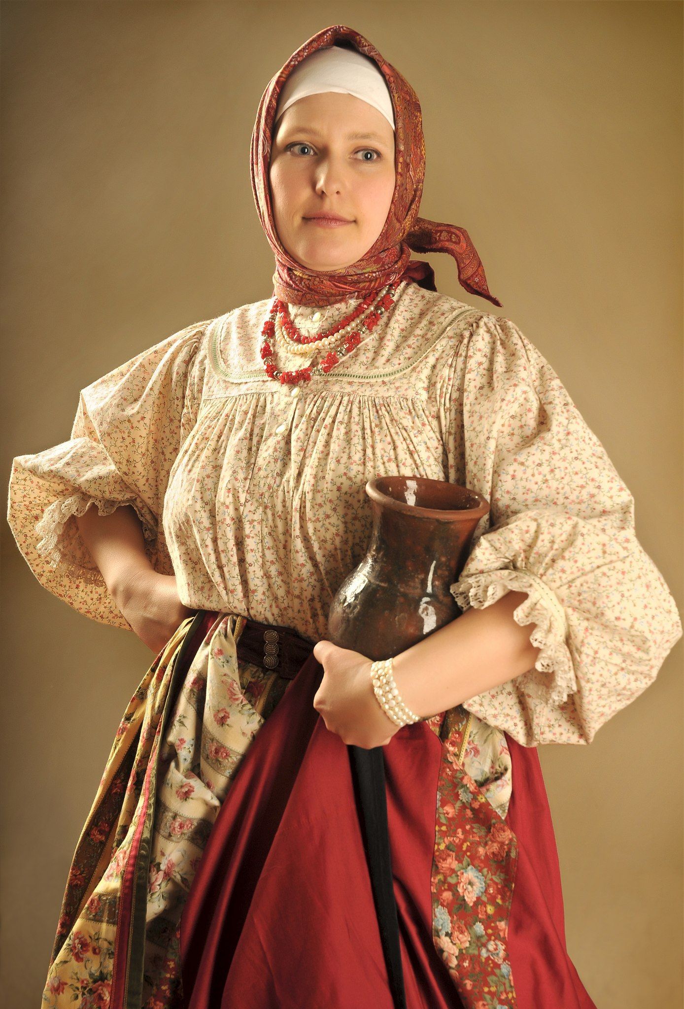 Girls in Slavic costumes in Anda